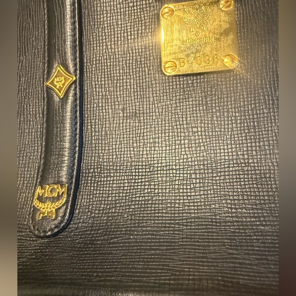 Authentic MCM Vintage Black Leather Tote Bag – Gold Logo Hardware, Classic - Picture 12 of 16